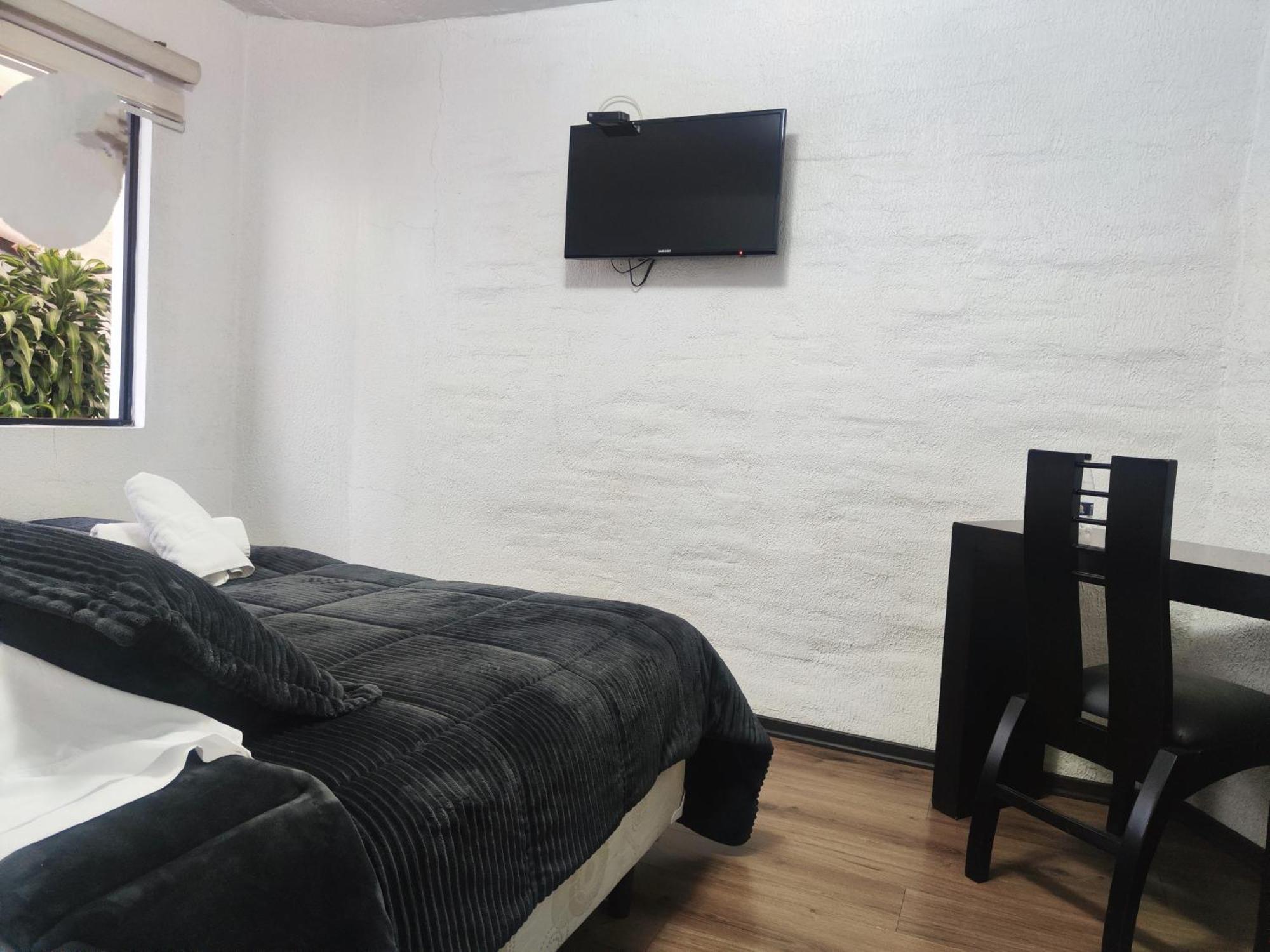 Hotel Bellavista Кито Экстерьер фото